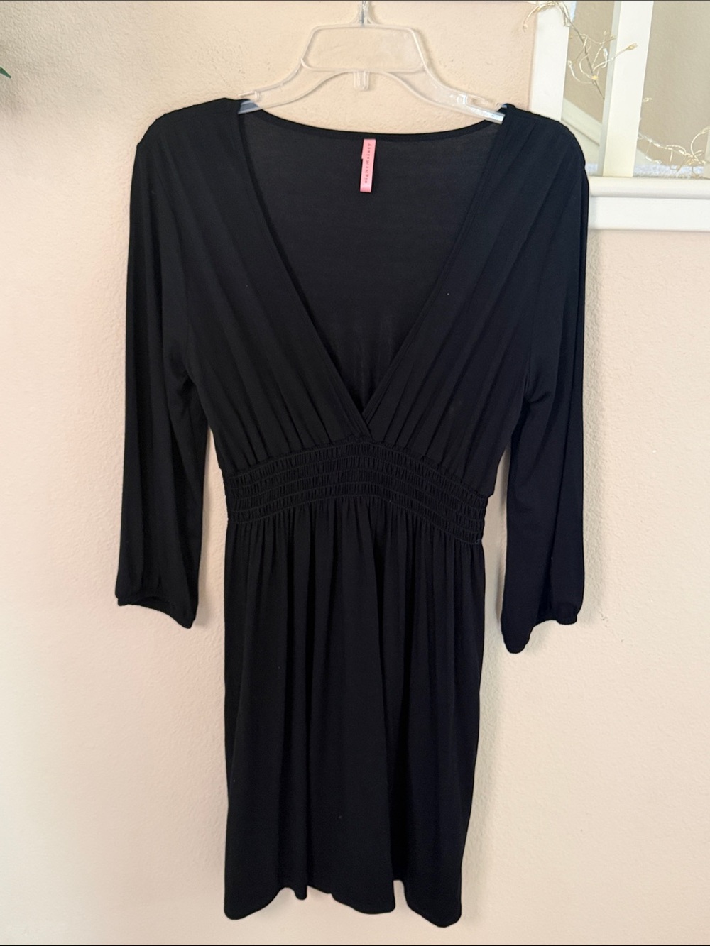 Eight Sixty Classic Black V-Neck Midi Women’s Dress